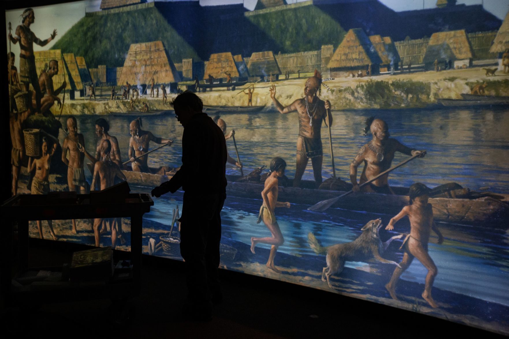 Exhibit team prepares for Mighty Missisippi opening